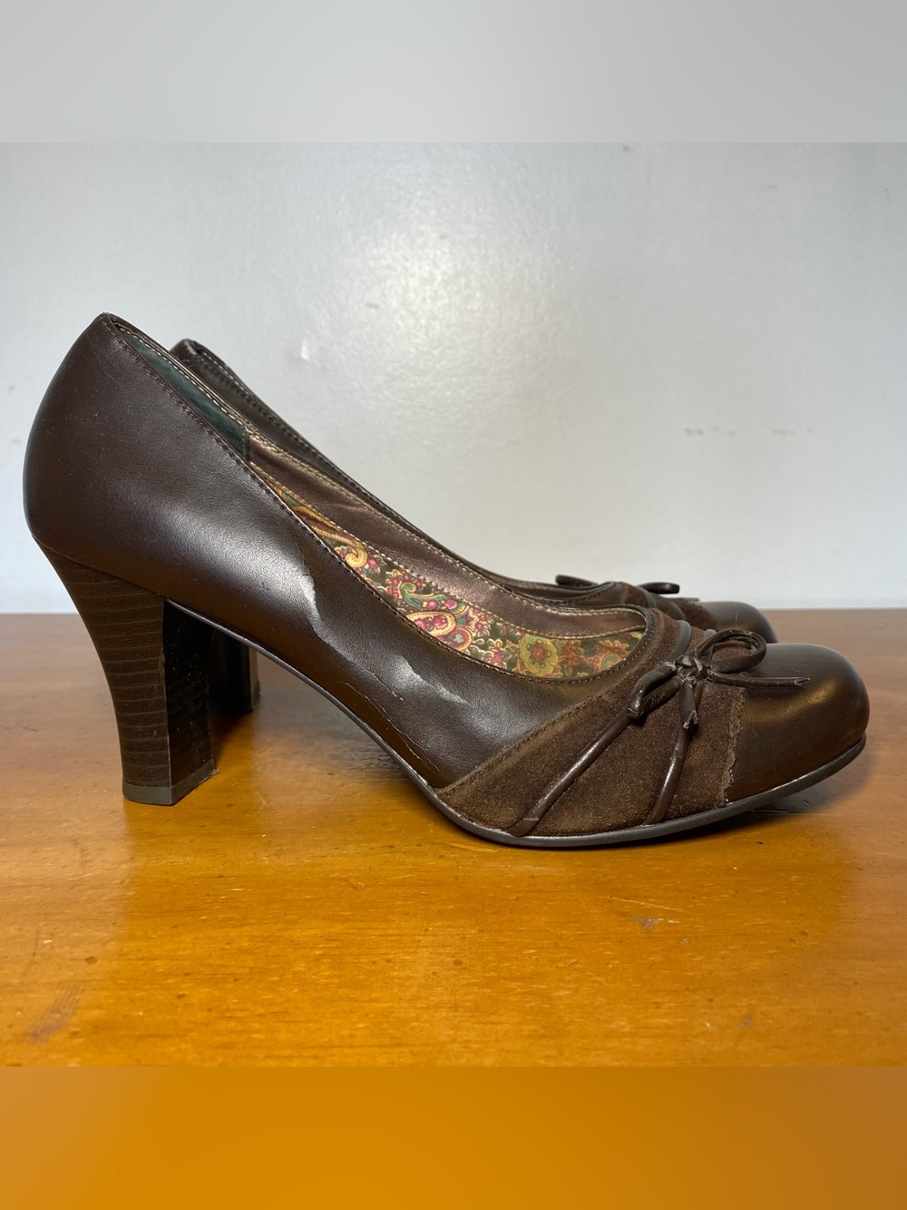 Vintage Mudd Womenβs 10 Pumps Shoes Heels Brown Bow Retro Y2K